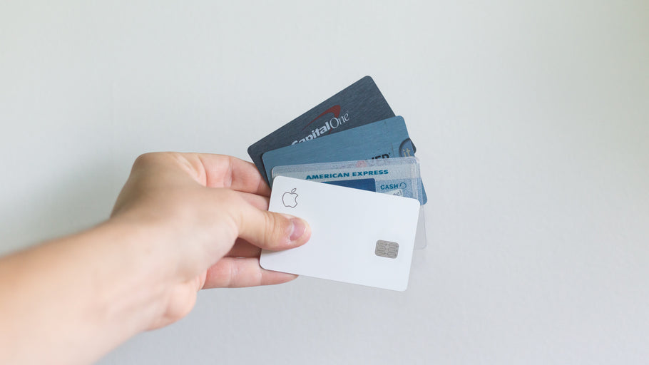 Top 5 Credit or Debit Cards for US Citizens on a Small Budget