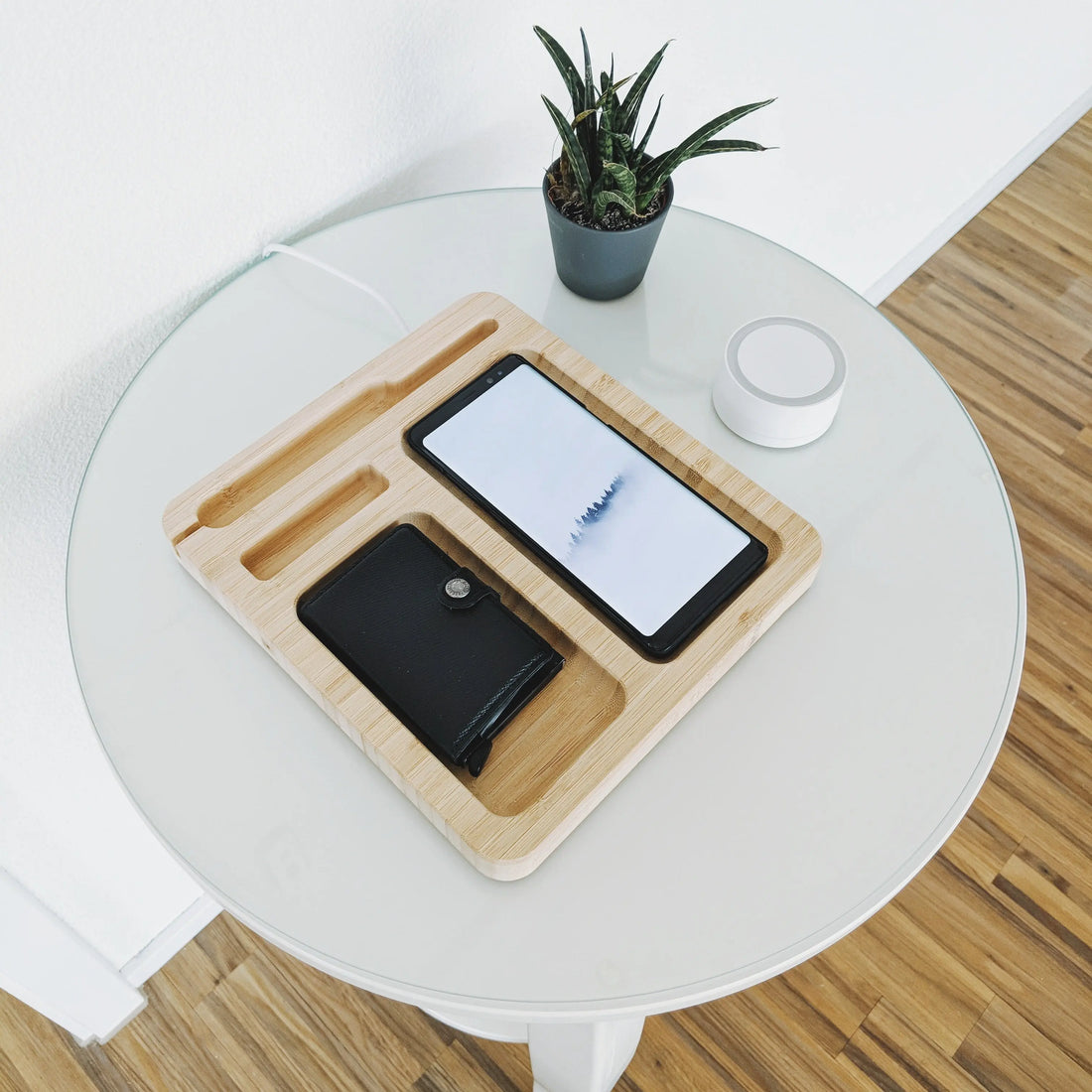 Protect Your Money and Identity with Our RFID Blocking Wallet
